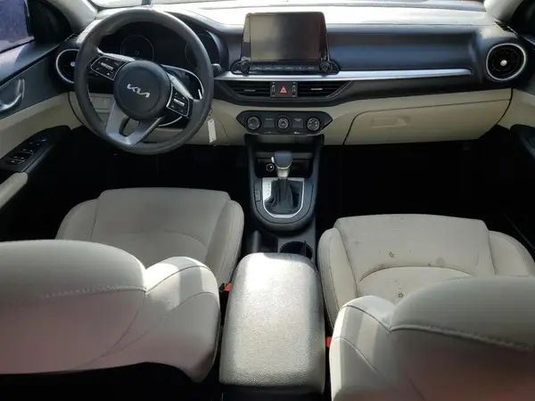 3KPF24AD2PE564974 2023 KIA FORTE - Image 8