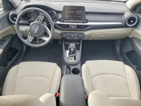 3KPF24AD2PE565297 2023 KIA FORTE - Image 8