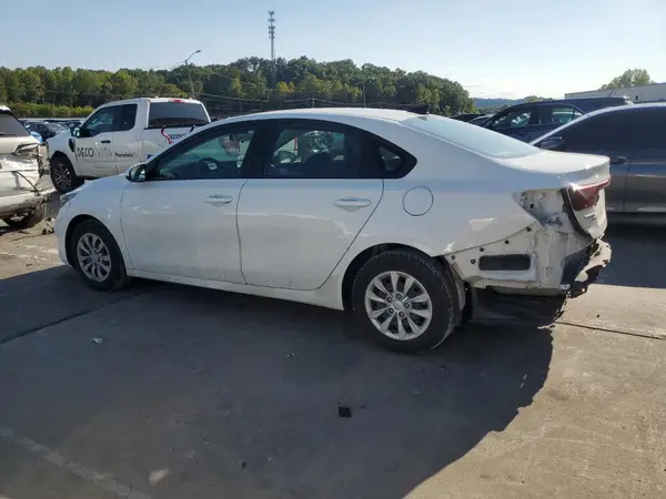 3KPF24AD2PE565641 2023 KIA FORTE - Image 2