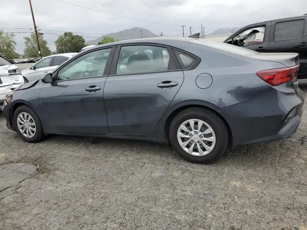 3KPF24AD2PE565879 2023 KIA FORTE - Image 2