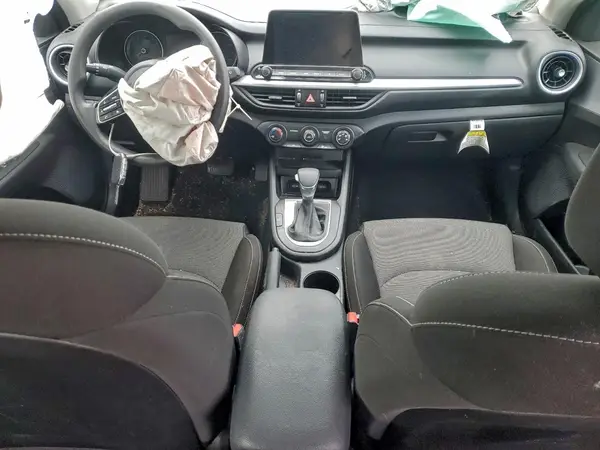3KPF24AD2PE570967 2023 KIA FORTE - Image 8