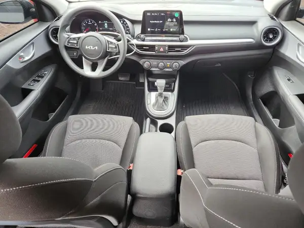 3KPF24AD2PE572573 2023 KIA FORTE - Image 8