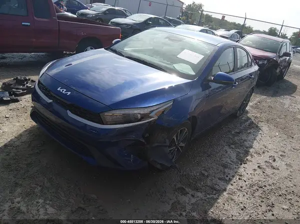 3KPF24AD2PE573187 2023 KIA FORTE - Image 2