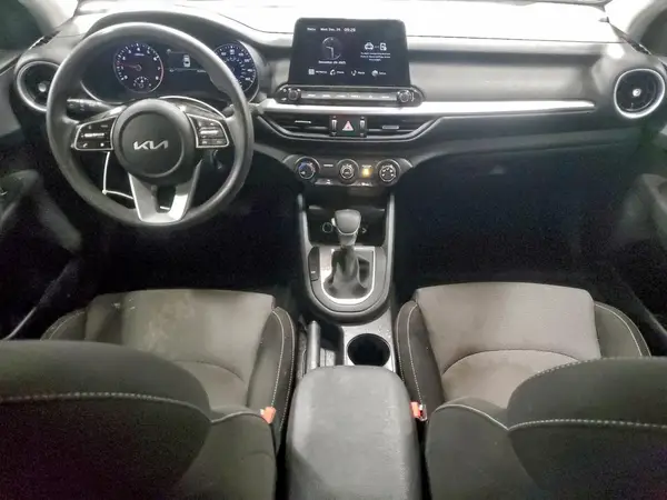 3KPF24AD2PE573397 2023 KIA FORTE - Image 8