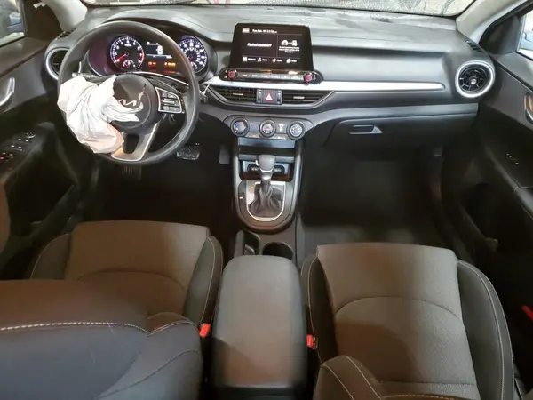 3KPF24AD2PE576624 2023 KIA FORTE - Image 8