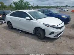 3KPF24AD2PE577661 2023 KIA FORTE
