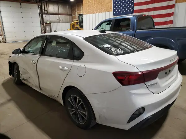 3KPF24AD2PE578387 2023 KIA FORTE - Image 2