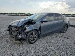 3KPF24AD2PE581208 2023 KIA FORTE
