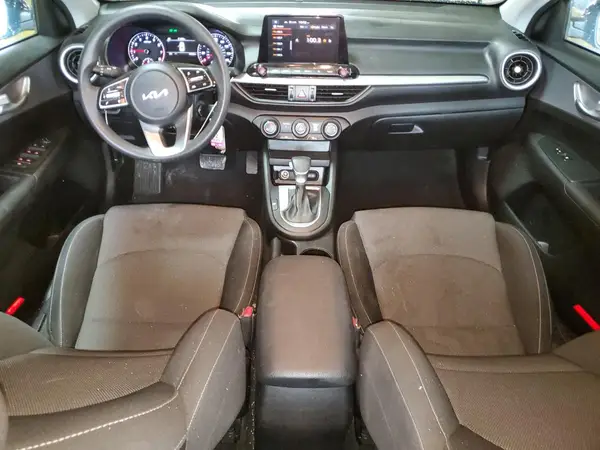 3KPF24AD2PE582326 2023 KIA FORTE - Image 8