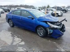 3KPF24AD2PE586117 2023 KIA FORTE
