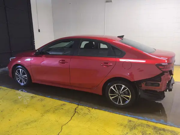 3KPF24AD2PE589583 2023 KIA FORTE - Image 2