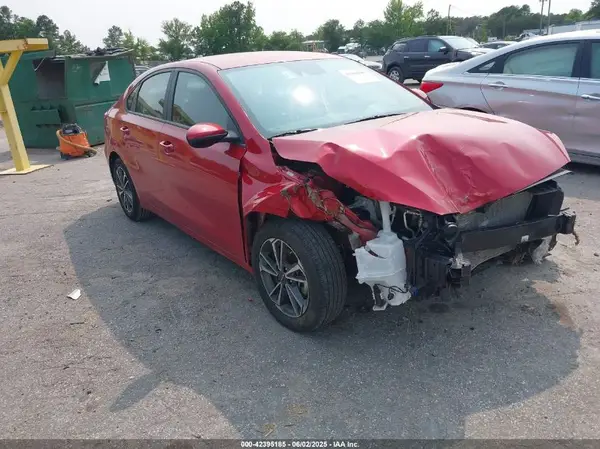 3KPF24AD2PE590555 2023 KIA FORTE - Image 1