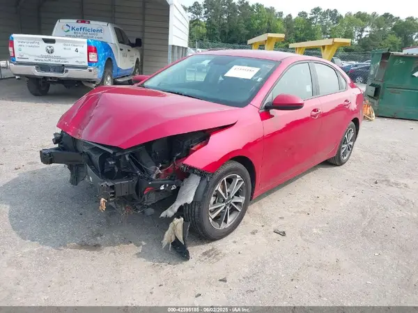 3KPF24AD2PE590555 2023 KIA FORTE - Image 2