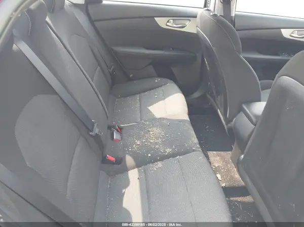 3KPF24AD2PE590555 2023 KIA FORTE - Image 8