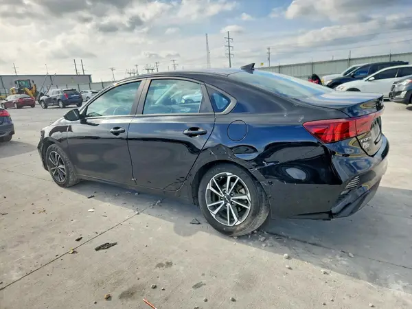 3KPF24AD2PE595867 2023 KIA FORTE - Image 2