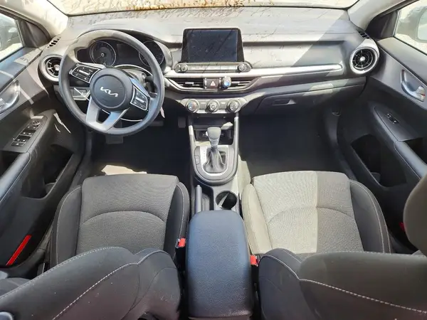 3KPF24AD2PE596811 2023 KIA FORTE - Image 8