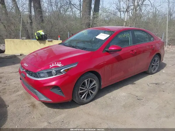 3KPF24AD2PE596999 2023 KIA FORTE - Image 2