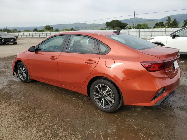 3KPF24AD2PE598204 2023 KIA FORTE - Image 2