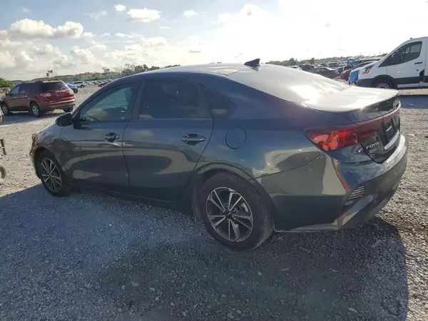 3KPF24AD2PE605524 2023 KIA FORTE - Image 2
