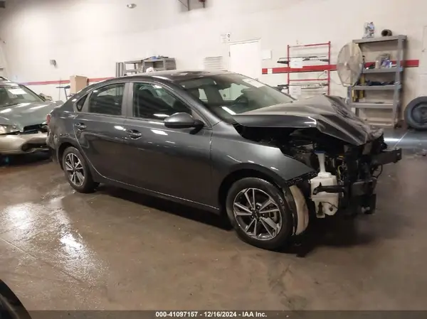 3KPF24AD2PE607225 2023 KIA FORTE - Image 1