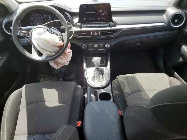 3KPF24AD2PE608570 2023 KIA FORTE - Image 8