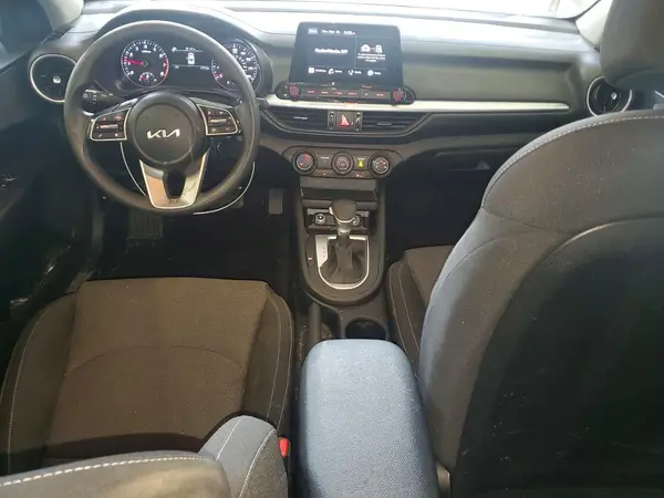 3KPF24AD2PE615762 2023 KIA FORTE - Image 8