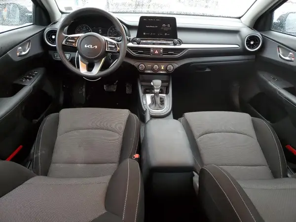 3KPF24AD2PE618631 2023 KIA FORTE - Image 8