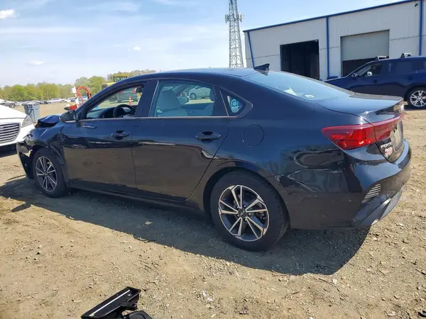 3KPF24AD2PE624154 2023 KIA FORTE - Image 2