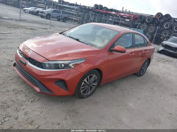 3KPF24AD2PE624171 2023 KIA FORTE - Image 2