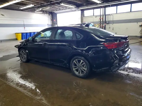 3KPF24AD2PE625370 2023 KIA FORTE - Image 2