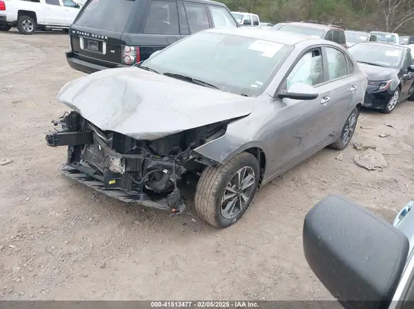 3KPF24AD2PE626213 2023 KIA FORTE - Image 2