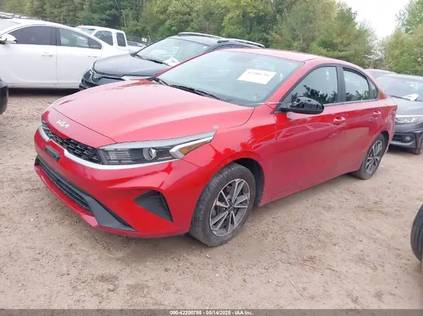 3KPF24AD2PE628558 2023 KIA FORTE - Image 2