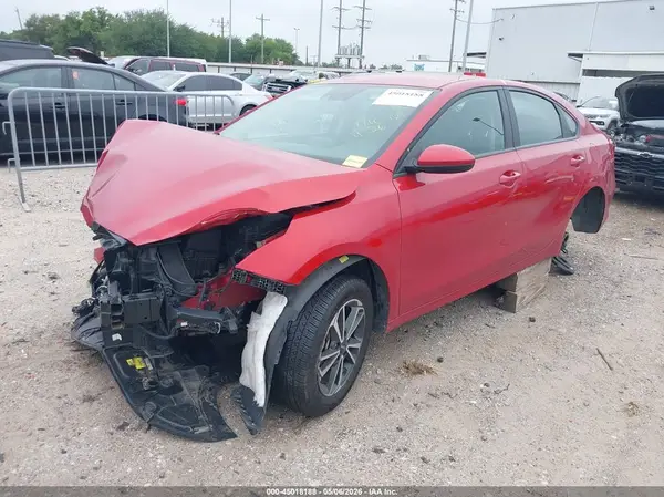 3KPF24AD2PE628821 2023 KIA FORTE - Image 2
