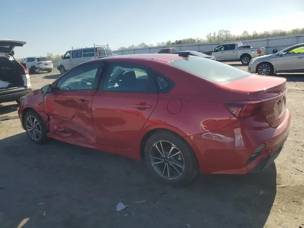 3KPF24AD2PE628981 2023 KIA FORTE - Image 2