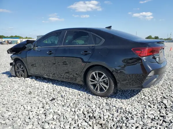 3KPF24AD2PE629211 2023 KIA FORTE - Image 2