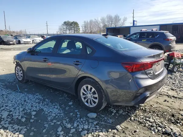 3KPF24AD2PE633131 2023 KIA FORTE - Image 2