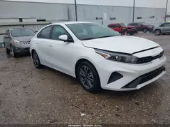 3KPF24AD2PE633758 2023 KIA FORTE