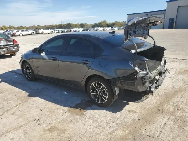 3KPF24AD2PE635879 2023 KIA FORTE - Image 2