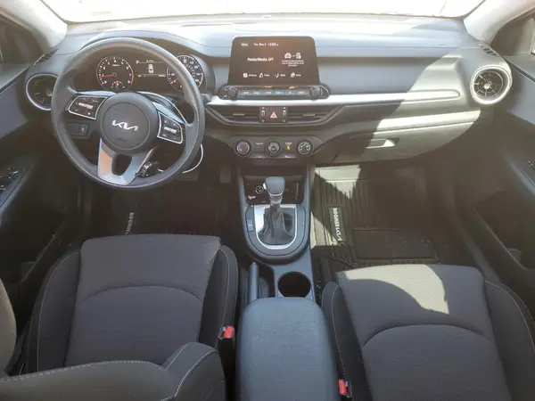 3KPF24AD2PE635879 2023 KIA FORTE - Image 8