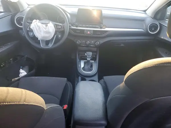 3KPF24AD2PE636160 2023 KIA FORTE - Image 8