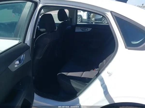 3KPF24AD2PE636840 2023 KIA FORTE - Image 8