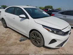 3KPF24AD2PE637132 2023 KIA FORTE