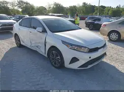 3KPF24AD2PE638698 2023 KIA FORTE