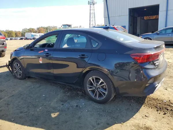 3KPF24AD2PE639320 2023 KIA FORTE - Image 2
