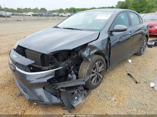 3KPF24AD2PE639494 2023 KIA FORTE - Image 2
