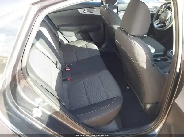 3KPF24AD2PE640306 2023 KIA FORTE - Image 8