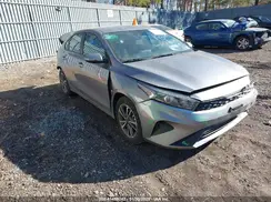 3KPF24AD2PE641634 2023 KIA FORTE