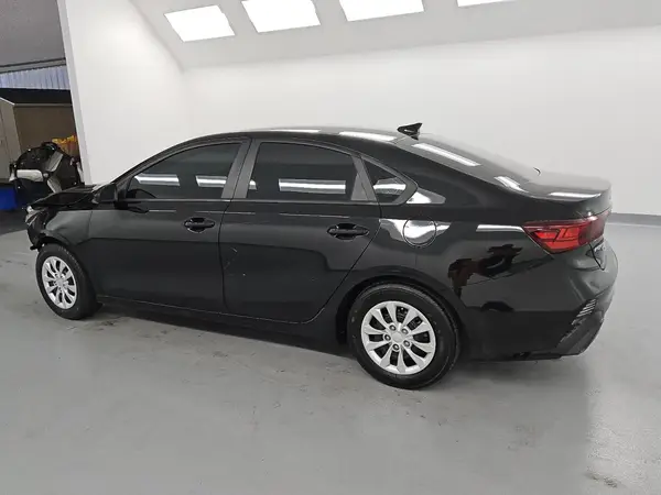 3KPF24AD2PE642041 2023 KIA FORTE - Image 2