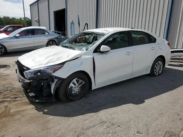 3KPF24AD2PE642086 2023 KIA FORTE - Image 1
