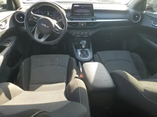 3KPF24AD2PE642654 2023 KIA FORTE - Image 8